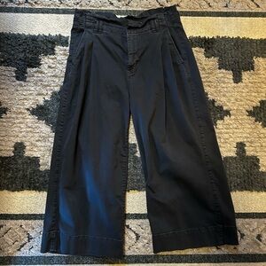 American Eagle Outfitters Navy Wide leg cropped trouser Pants